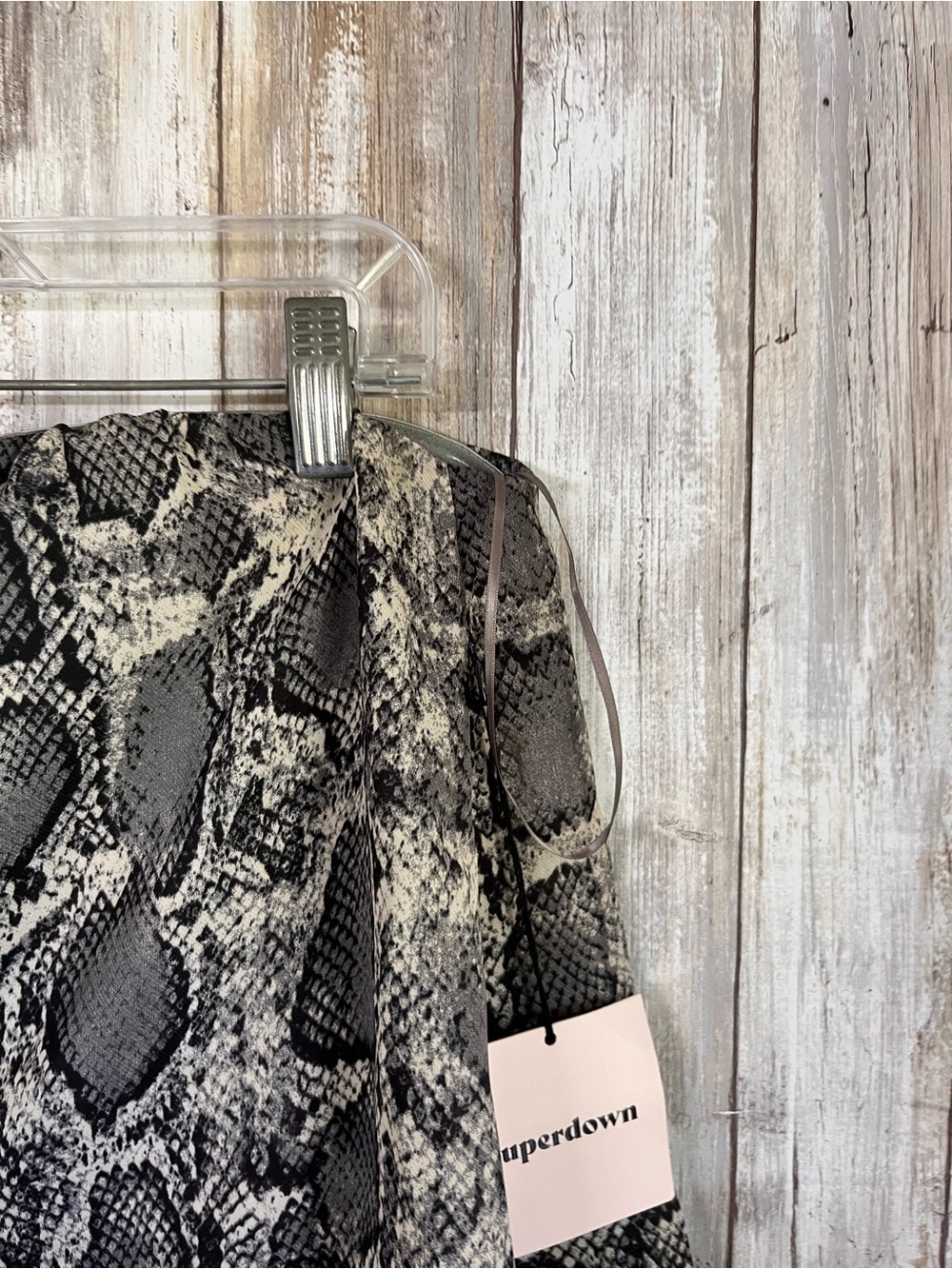 Superdown NWT Snakeskin Strapless Asymmetrical Romper Gray Black M - Picture 5 of 8